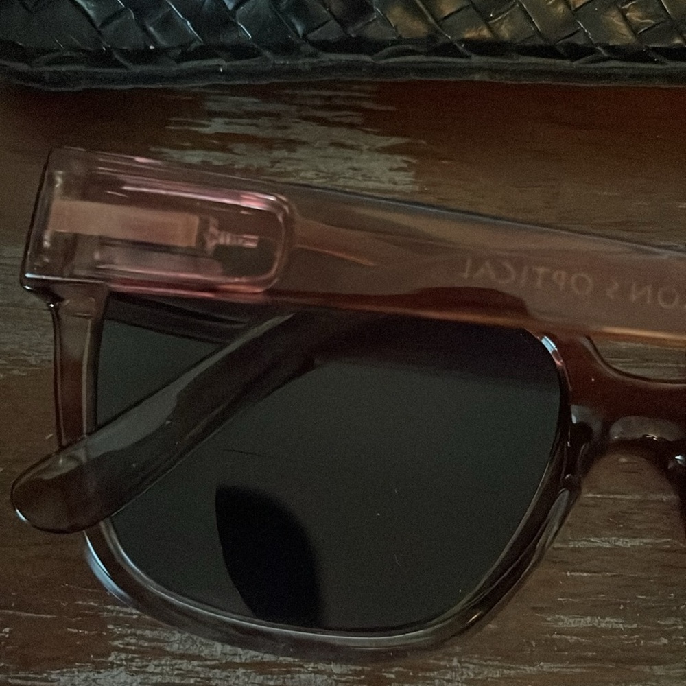 I love eyewear Ron’s optical sun Georgia +2.50 bifocal sunglasses - Picture 3 of 15